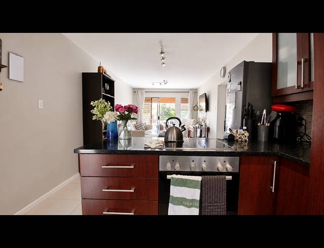 2 BEDROOM APARTMENT FOR SALE IN BLACKHEATH